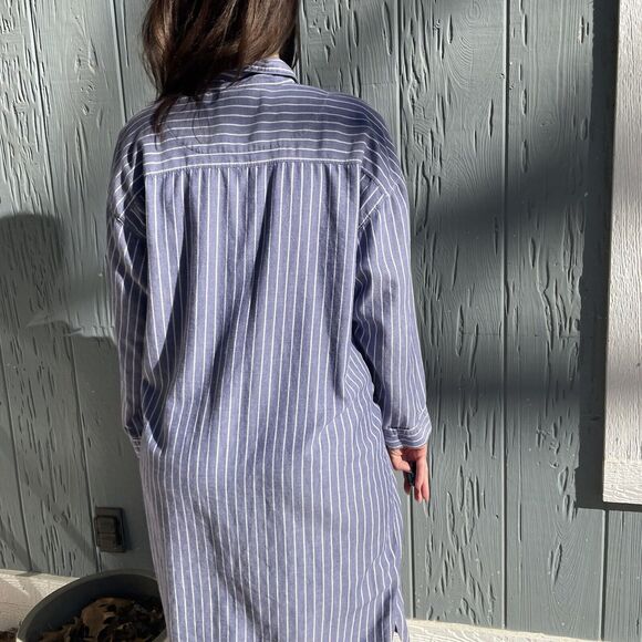 VTG Looney Tunes Sleep Shirt Size S/M 100% Cotton Warner Brothers Embroidered 90 - Picture 3 of 5